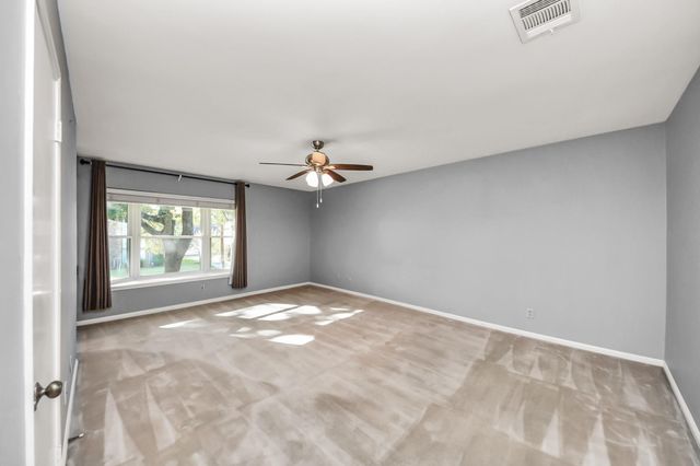 5302 Boyce Springs Drive, Houston, TX 77066