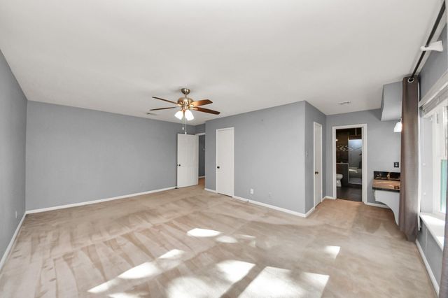 5302 Boyce Springs Drive, Houston, TX 77066