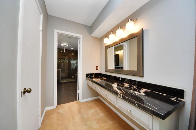 5302 Boyce Springs Drive, Houston, TX 77066