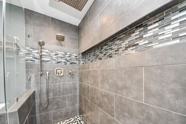 5302 Boyce Springs Drive, Houston, TX 77066