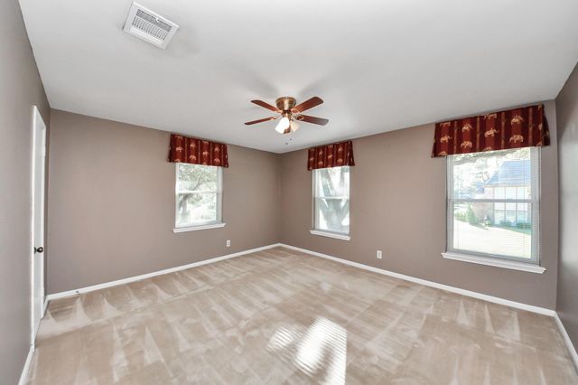 5302 Boyce Springs Drive, Houston, TX 77066