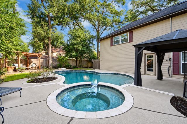 5302 Boyce Springs Drive, Houston, TX 77066