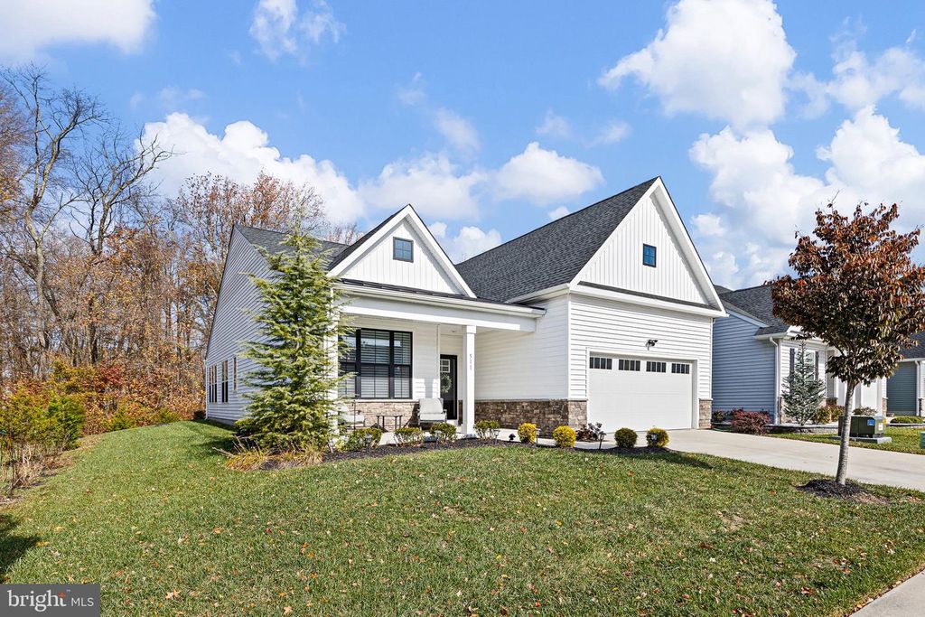 511 DAVIS FALLS DR, Newark, DE 19702