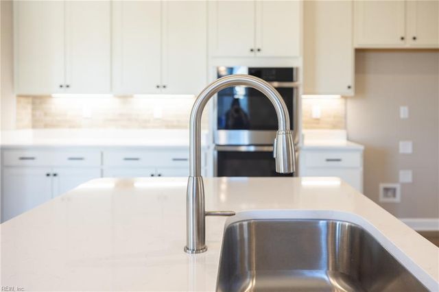 201 Station DR, Suffolk, VA 23434