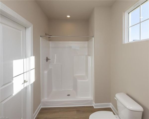 201 Station DR, Suffolk, VA 23434