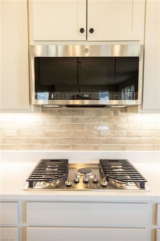 201 Station DR, Suffolk, VA 23434