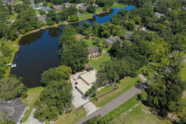 793 DUQUE ROAD, Lutz, FL 33549