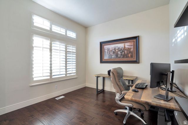 577 S RIDGE TOP LN, North Salt Lake, UT 84054