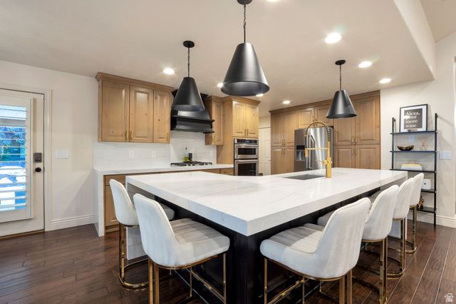 577 S RIDGE TOP LN, North Salt Lake, UT 84054