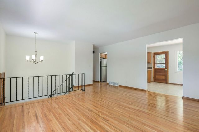 3108 W 108th Street, Bloomington, MN 55431