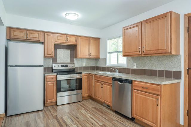 3108 W 108th Street, Bloomington, MN 55431