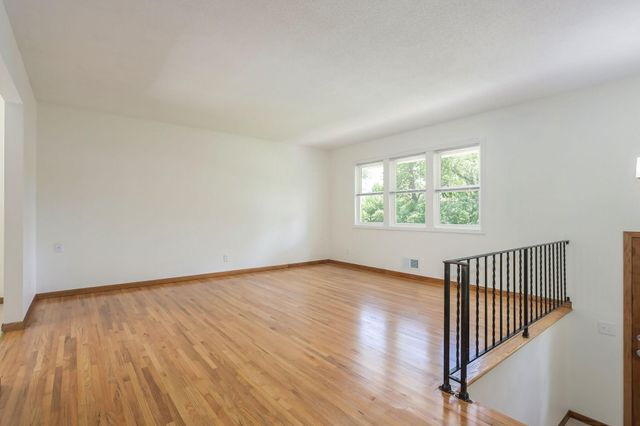 3108 W 108th Street, Bloomington, MN 55431