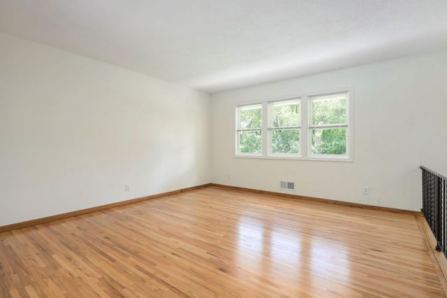 3108 W 108th Street, Bloomington, MN 55431
