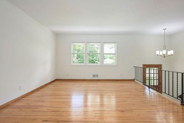 3108 W 108th Street, Bloomington, MN 55431