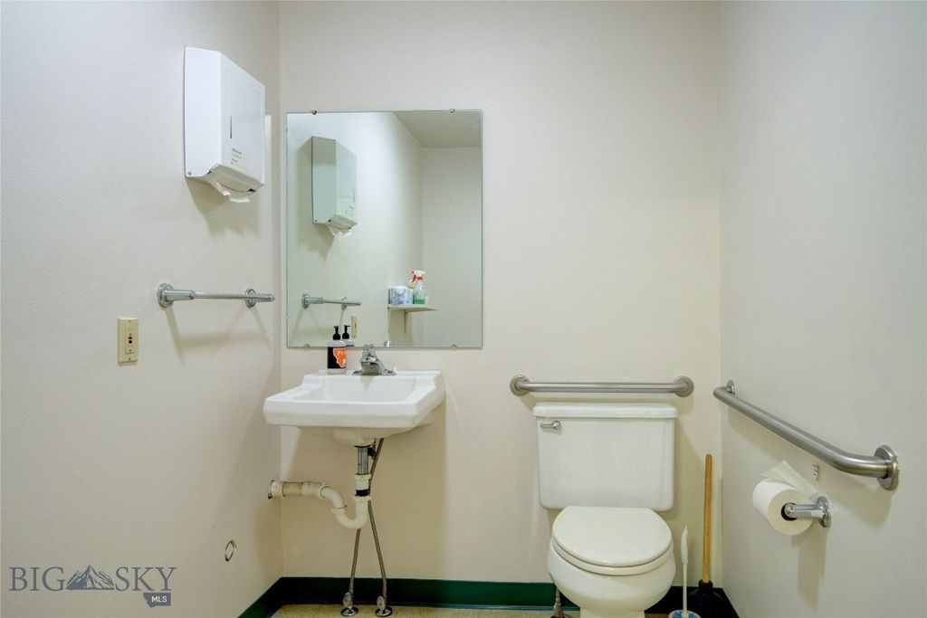 6597 Falcon Lane, Bozeman, MT 59718 photo 15