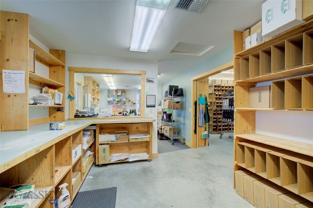 6597 Falcon Lane, Bozeman, MT 59718 photo 17