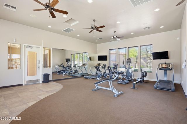 42424 N GAVILAN PEAK Parkway 28102, Anthem, AZ 85086