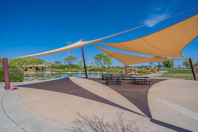 42424 N GAVILAN PEAK Parkway 28102, Anthem, AZ 85086