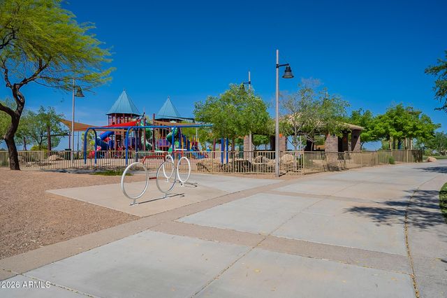 42424 N GAVILAN PEAK Parkway 28102, Anthem, AZ 85086