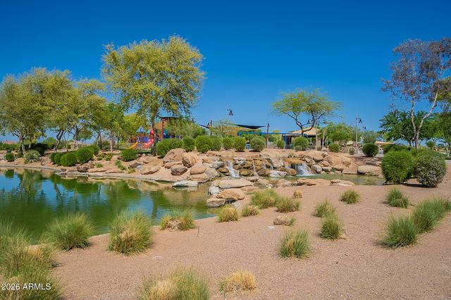 42424 N GAVILAN PEAK Parkway 28102, Anthem, AZ 85086