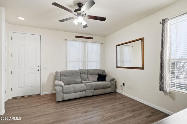 42424 N GAVILAN PEAK Parkway 28102, Anthem, AZ 85086