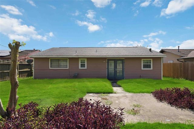 11011 Carlton Drive, Houston, TX 77047