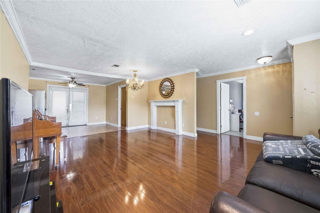 11011 Carlton Drive, Houston, TX 77047