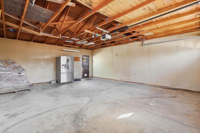 247 Walker Dr, Cheney, WA 99004