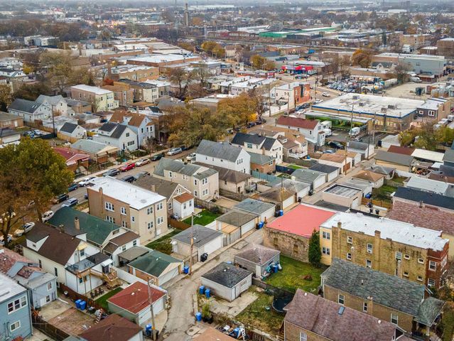 2030 N Leclaire Avenue, Chicago, IL 60639