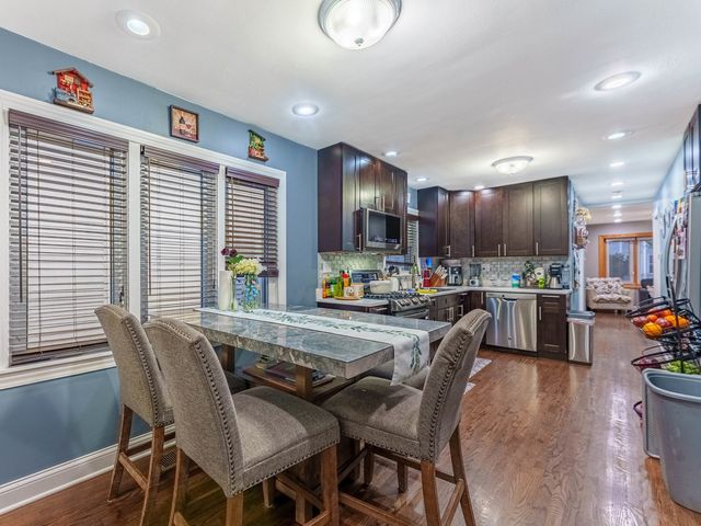 2030 N Leclaire Avenue, Chicago, IL 60639