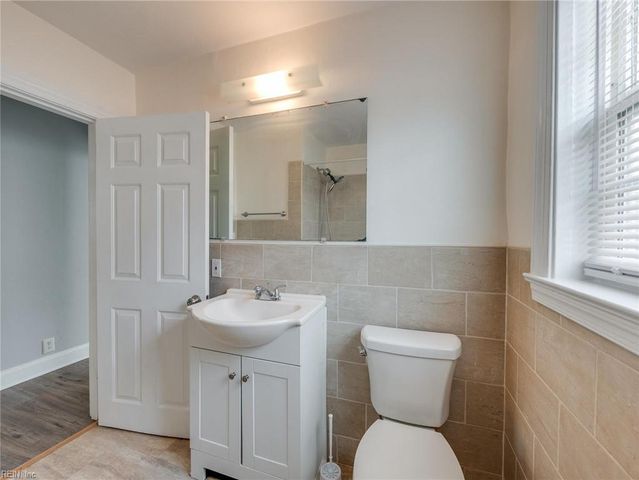 643 33rd ST, Newport News, VA 23607