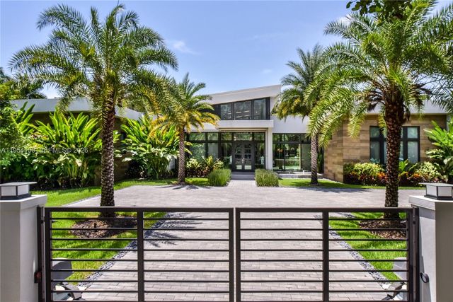 11050 SW 69th Avenue, Pinecrest, FL 33156