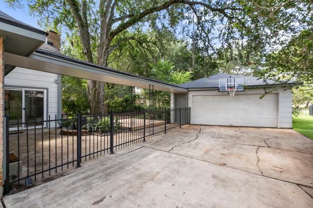 3174 La Quinta Drive, Missouri City, TX 77459