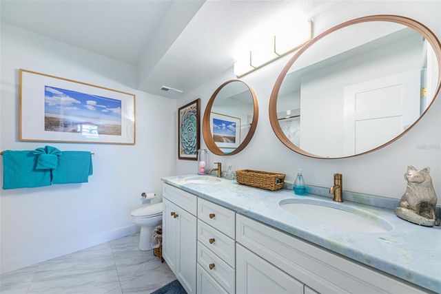 5901 BAHIA DEL MAR CIRCLE 122, St Petersburg, FL 33715