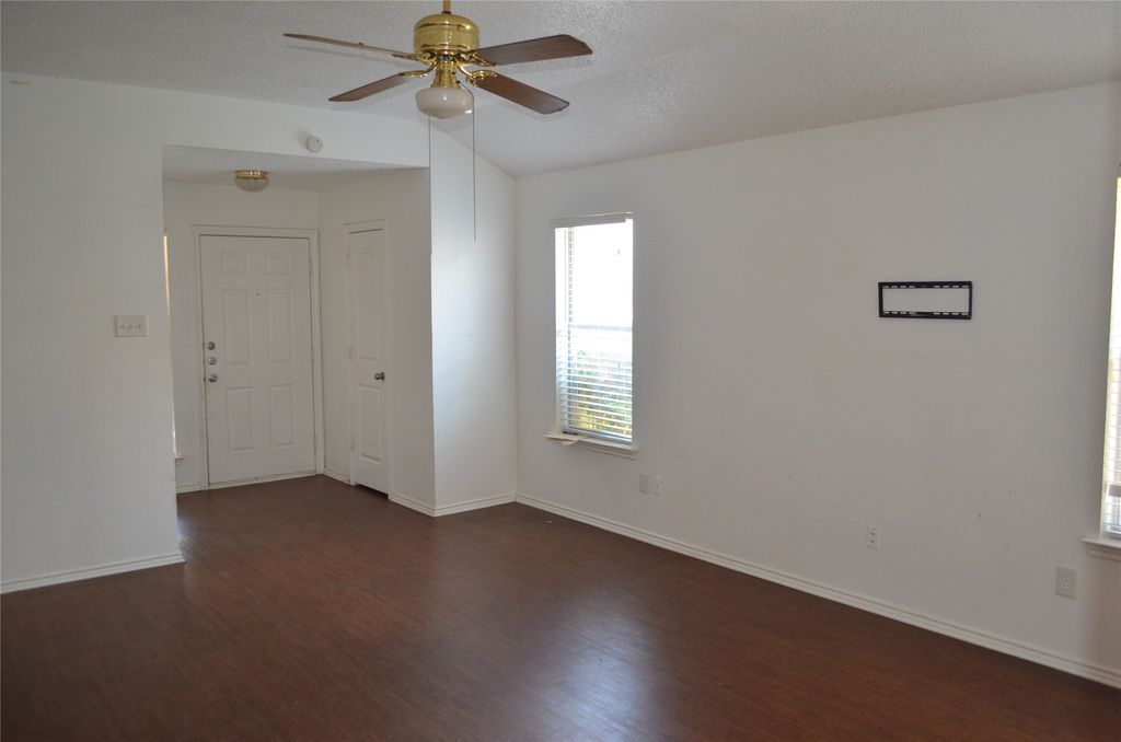 532 Majestic Park Lane, Cedar Hill, TX 75104 — photo 4