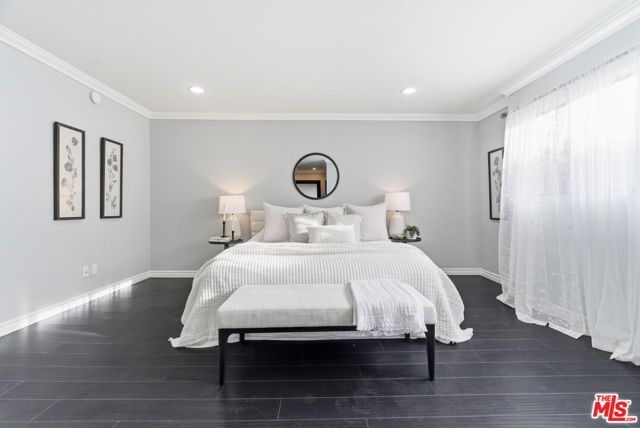 5243 Yarmouth Avenue 31, Encino (los Angeles), CA 91316