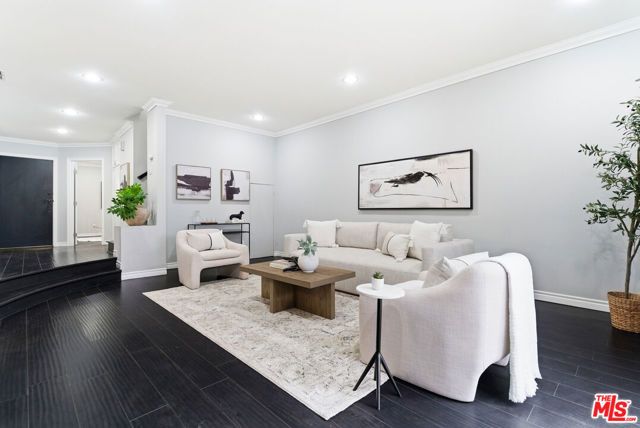 5243 Yarmouth Avenue 31, Encino (los Angeles), CA 91316