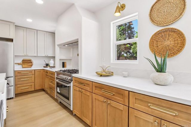 4985 Lucille Drive, San Diego, CA 92115