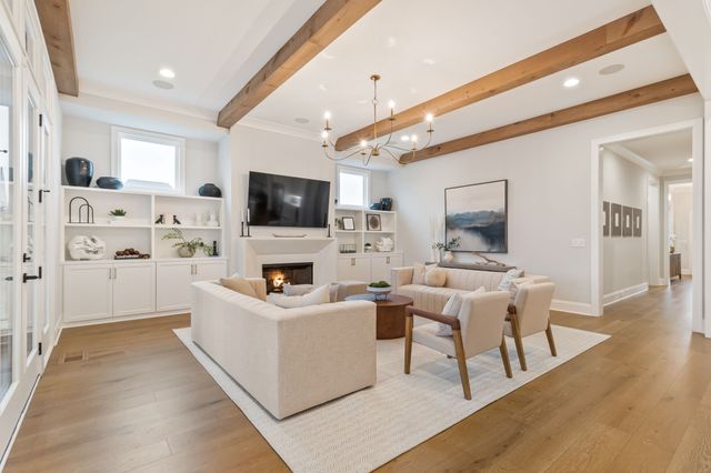 6304 Percheron Ln, Arrington, TN 37014