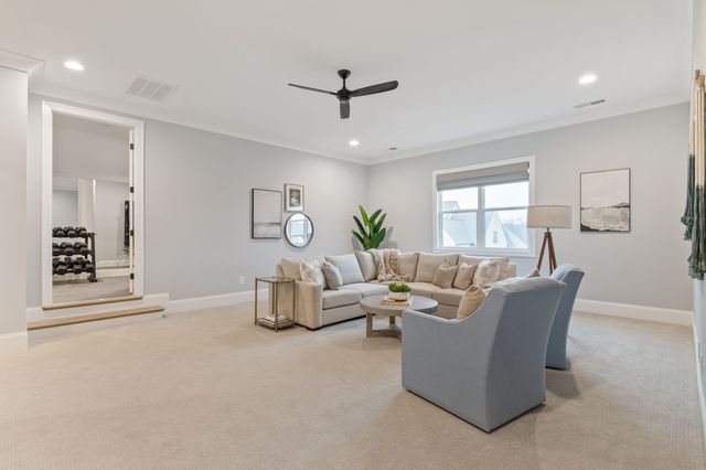 6304 Percheron Ln, Arrington, TN 37014