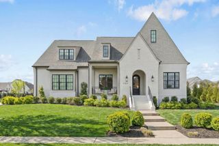 6304 Percheron Ln, Arrington, TN 37014