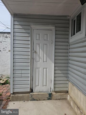 2006 KUTZTOWN RD, Reading, PA 19605