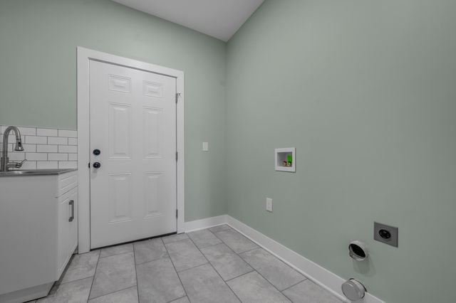 604 Cripple Creek Circle, Nicholasville, KY 40356