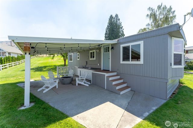 43 & 49 Gold Coast Lane, Chelan, WA 98816