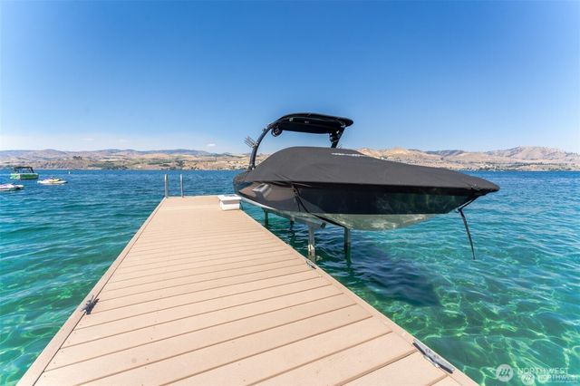 43 & 49 Gold Coast Lane, Chelan, WA 98816