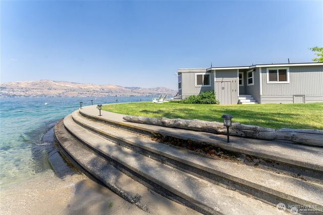 43 & 49 Gold Coast Lane, Chelan, WA 98816