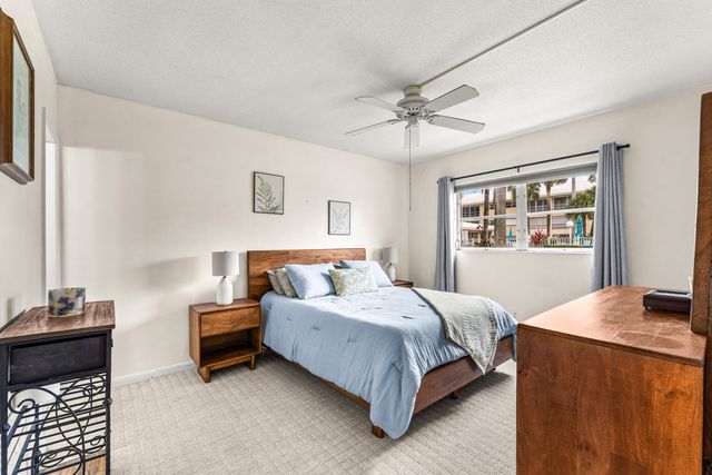 1951 NE 39th Street 131, Lighthouse Point, FL 33064