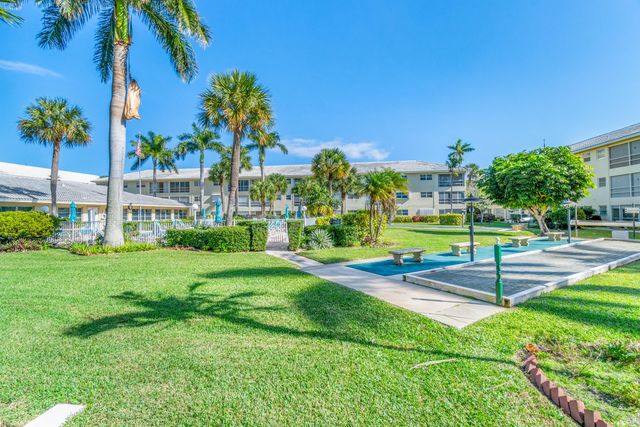 1951 NE 39th Street 131, Lighthouse Point, FL 33064