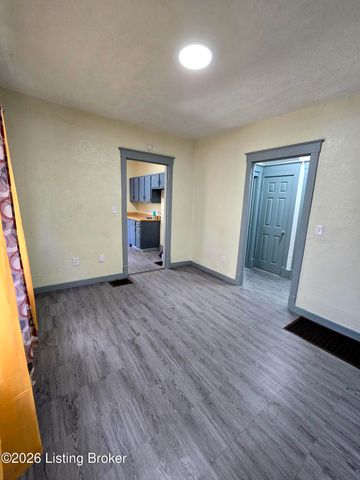 822 S 42nd St, Louisville, KY 40211