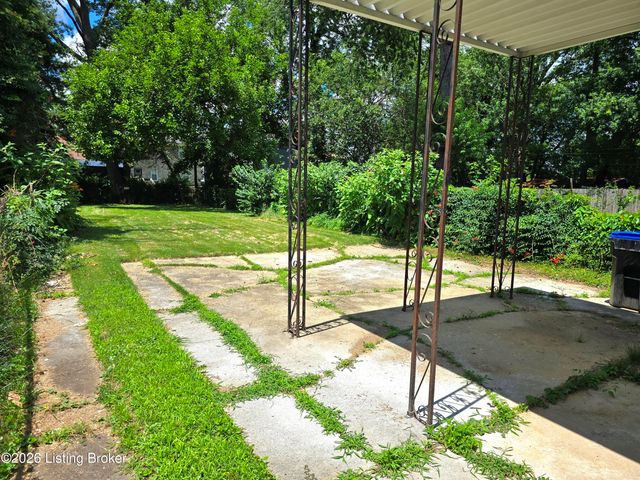 822 S 42nd St, Louisville, KY 40211